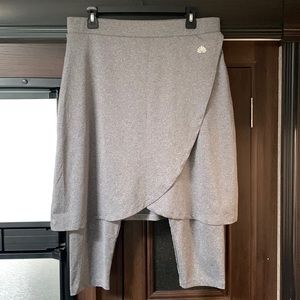 Heather Grey faux wrap 3/4ths leggings Snoga